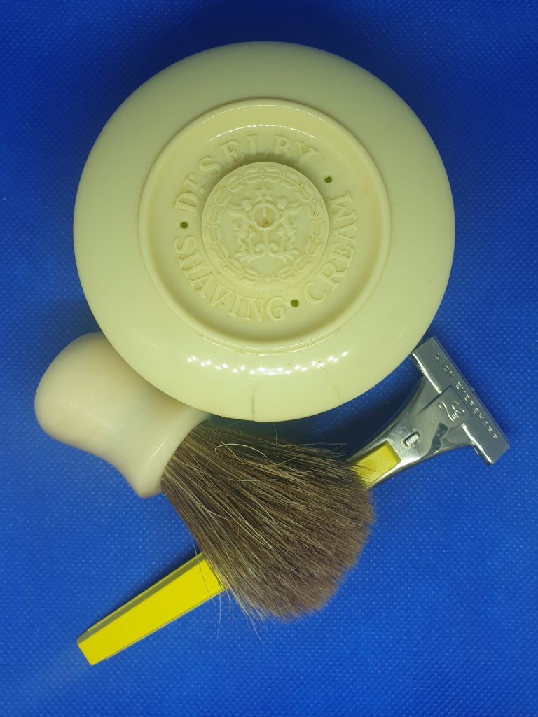 Shave of the day; lavendel shave soap, horse hair brush, and a vinyage schick injector razor.